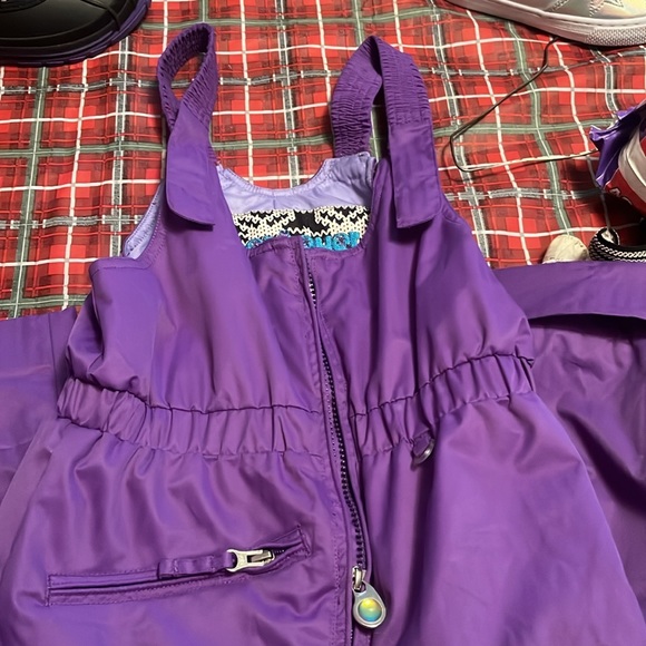 Obermeyer ski suit for girl. Purple. Very good condition. - Picture 4 of 4